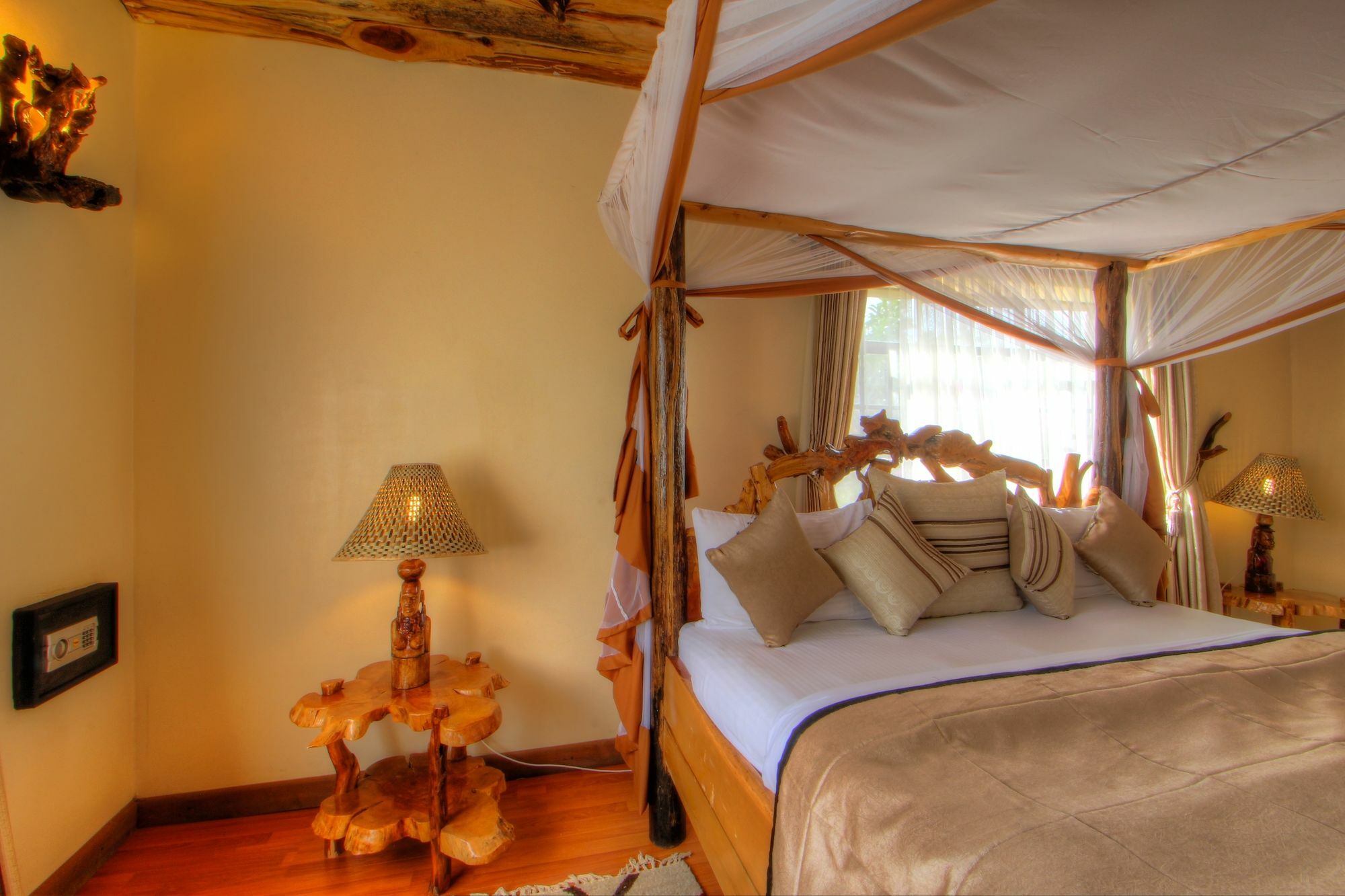 Naivasha Kongoni Lodge - Lakefront Getaway Bagian luar foto