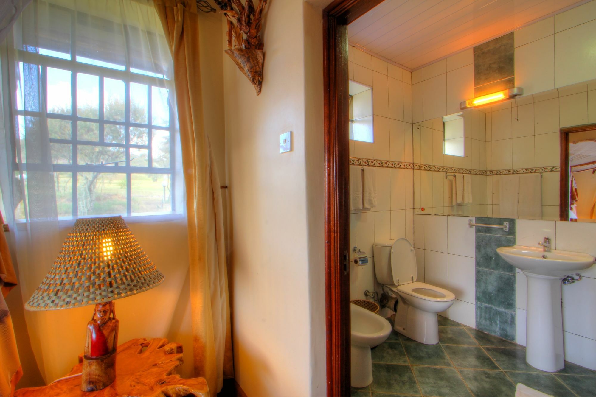 Naivasha Kongoni Lodge - Lakefront Getaway Bagian luar foto
